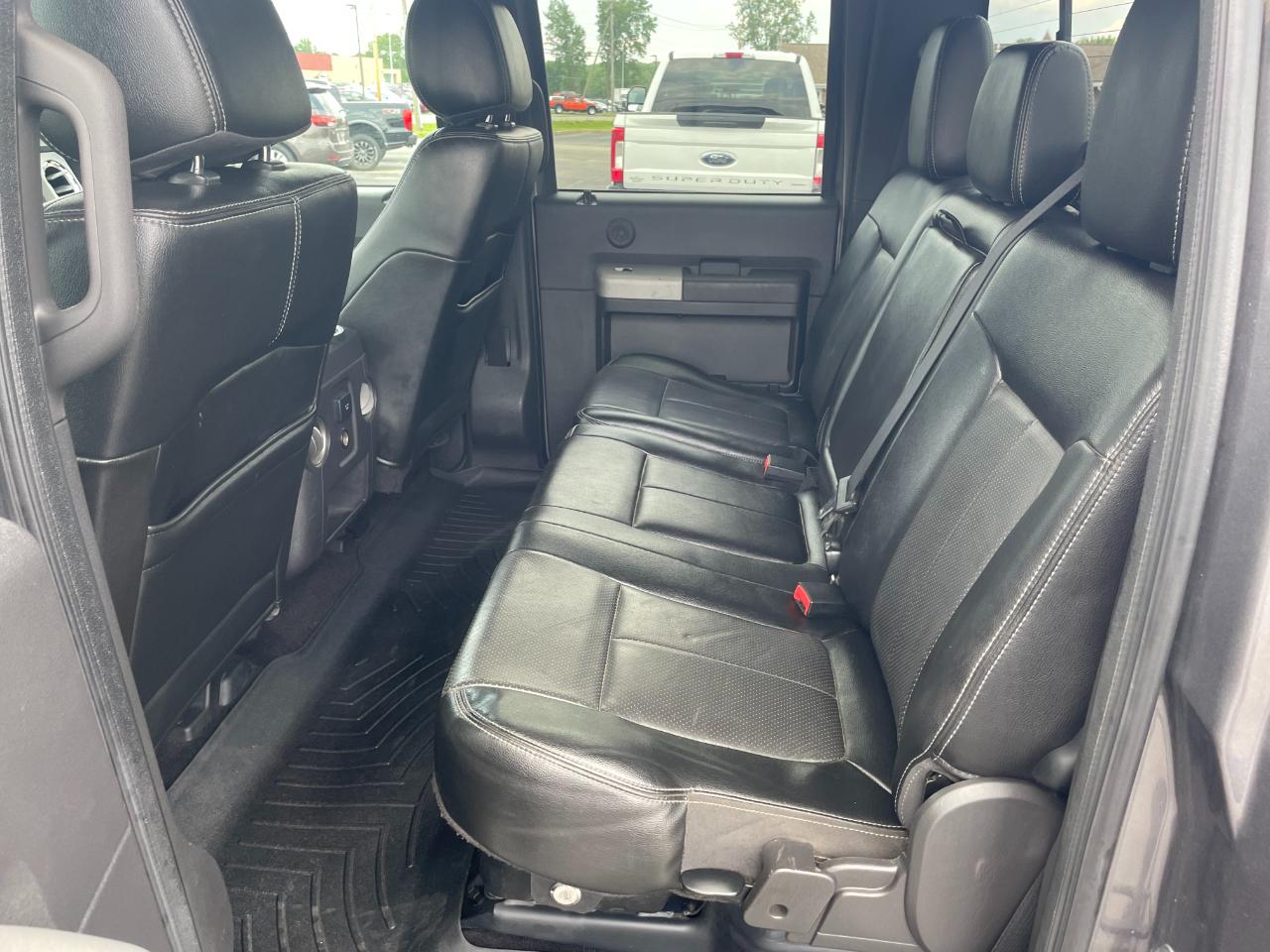 Ford F-250 SD Lariat Crew Cab 4WD 2013