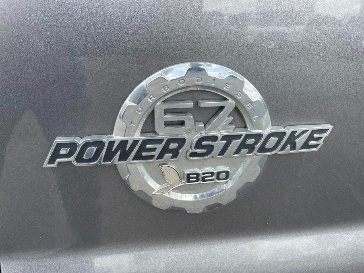 Ford F-250 SD Lariat Crew Cab 4WD 2013