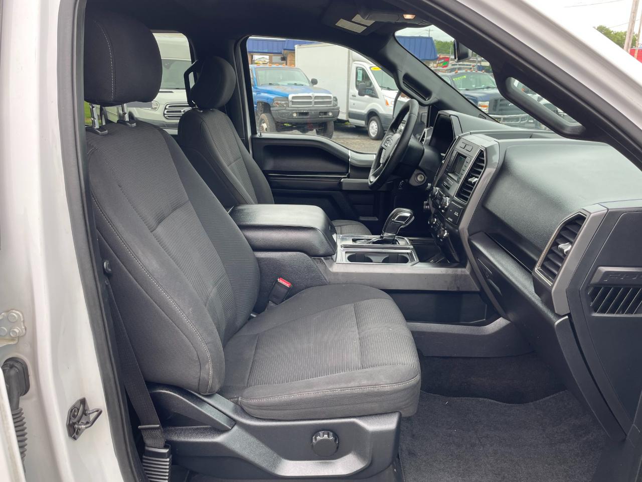 Ford F-150 XLT SuperCrew 6.5-ft Box 4WD 2017