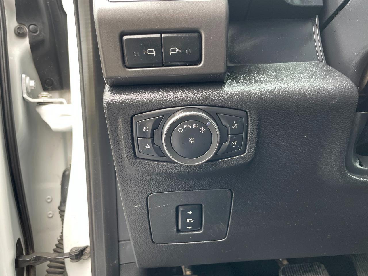Ford F-150 XLT SuperCrew 6.5-ft Box 4WD 2017