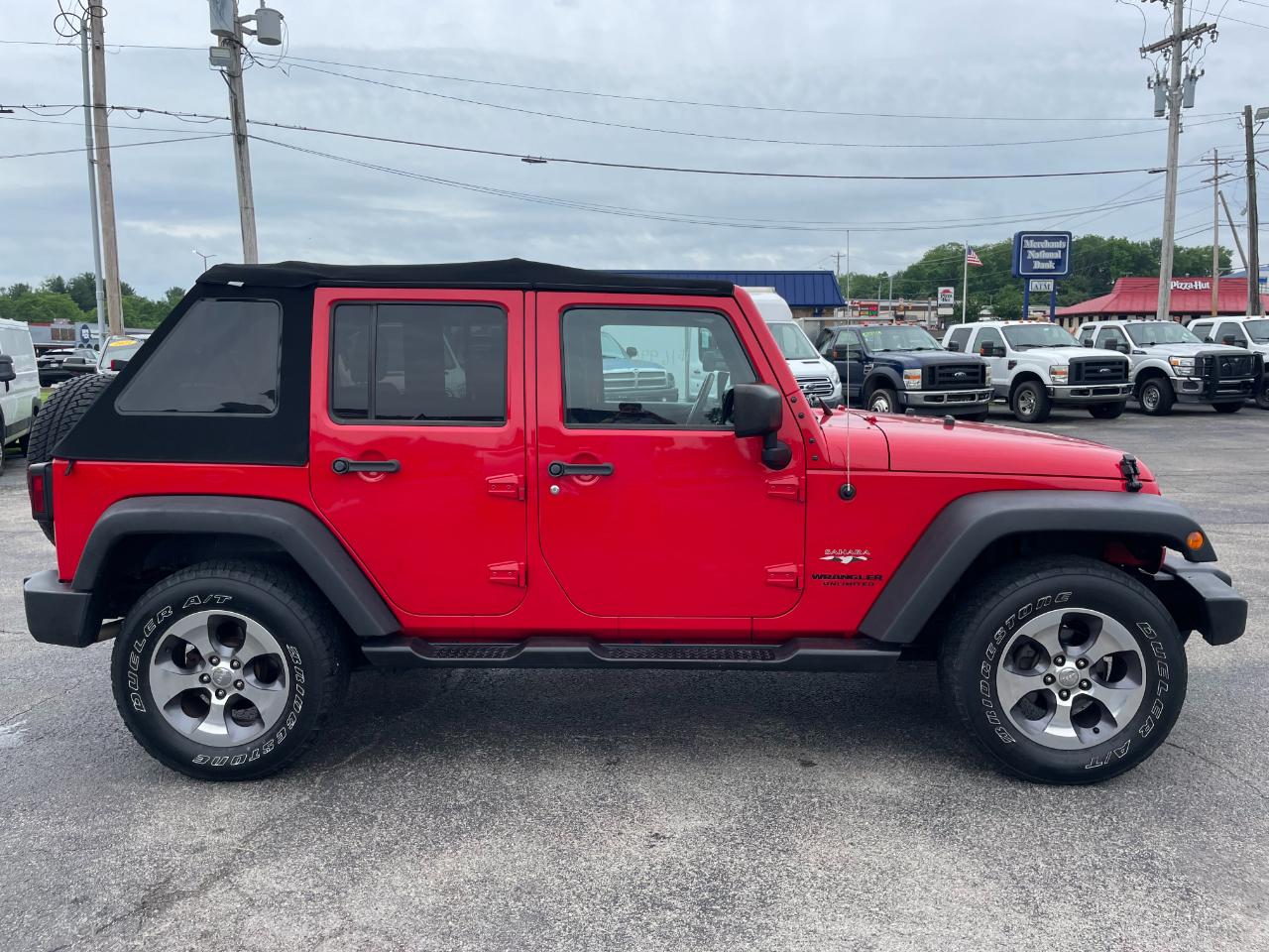 Jeep Wrangler Unlimited Sahara 4WD 2016