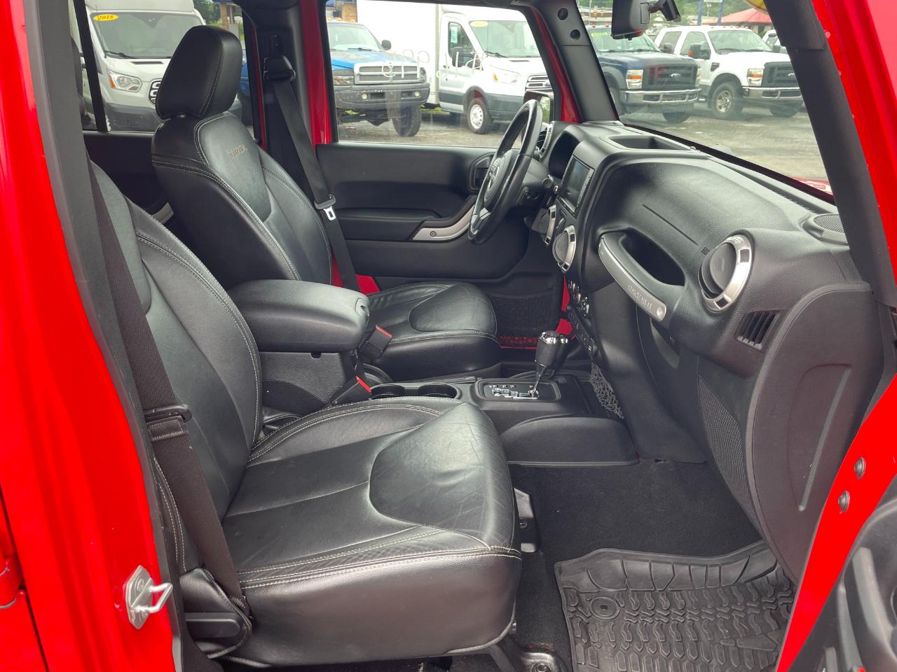 Jeep Wrangler Unlimited Sahara 4WD 2016