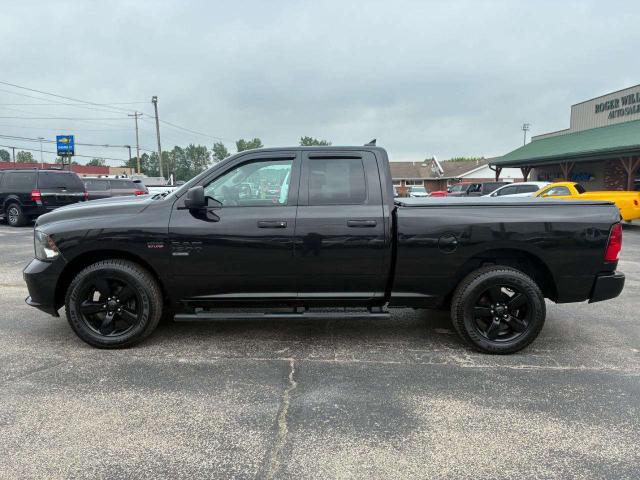 RAM 1500 Classic Tradesman Quad Cab 4WD 2019