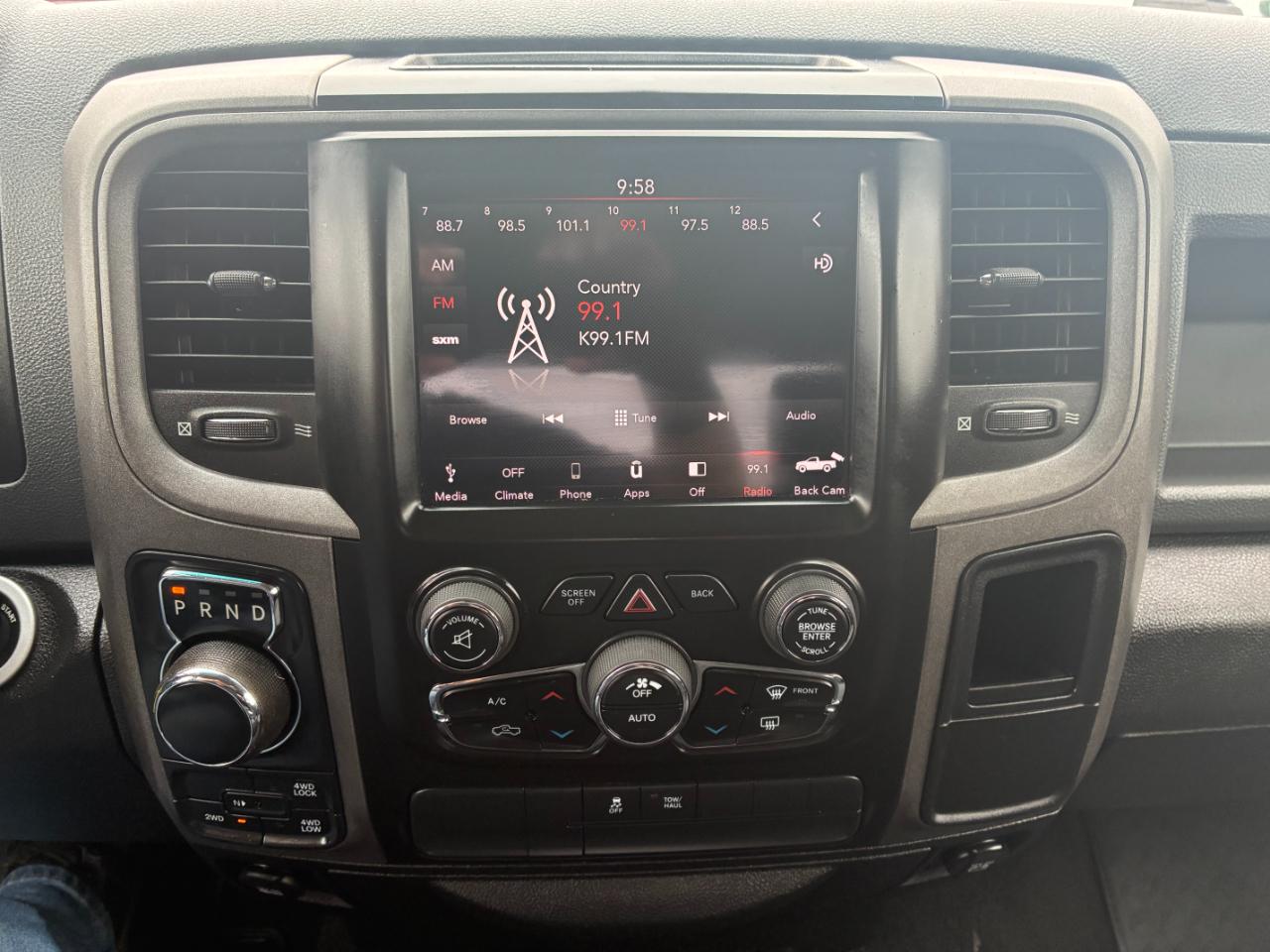 RAM 1500 Classic Tradesman Quad Cab 4WD 2019