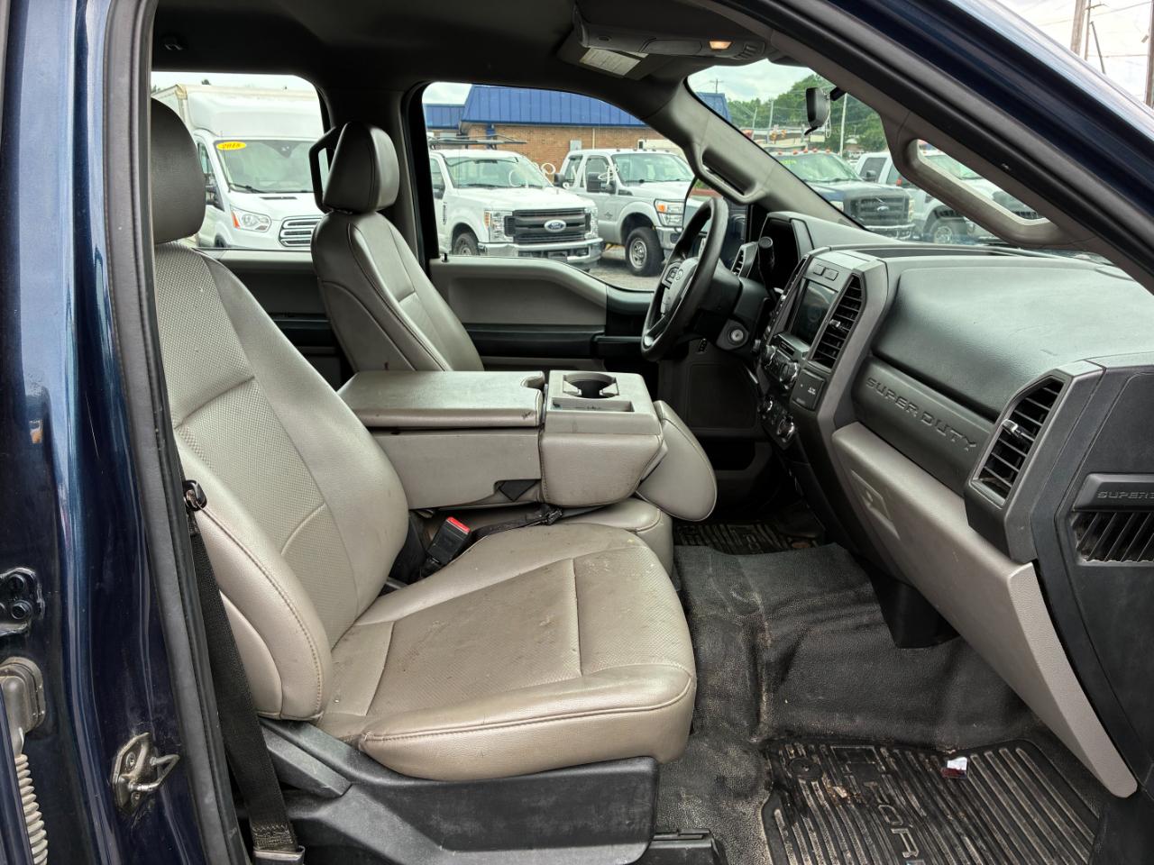 Ford F-250 SD XL Crew Cab Long Bed 2WD 2020