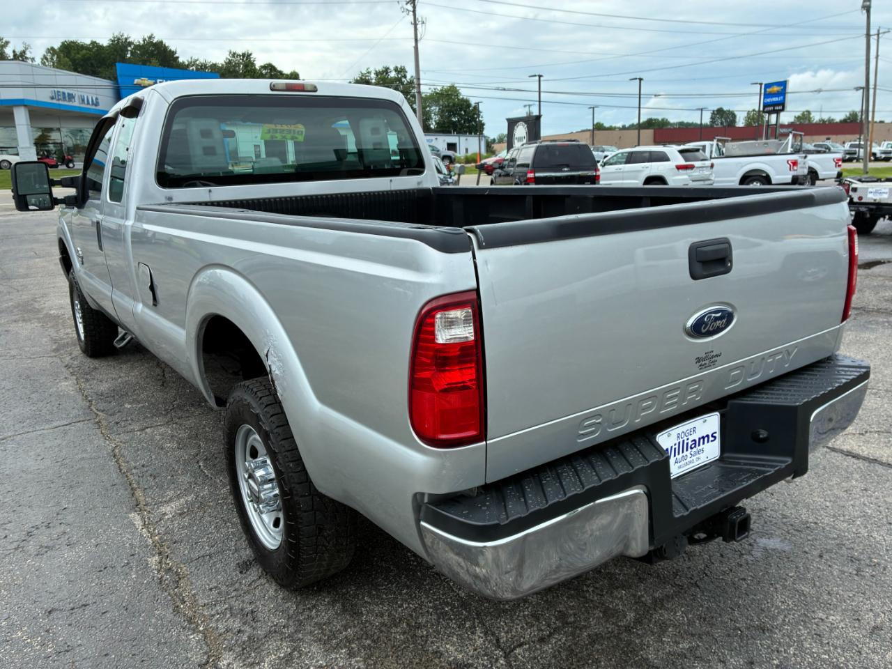 Ford F-250 SD XL SuperCab Long Bed 4WD 2011
