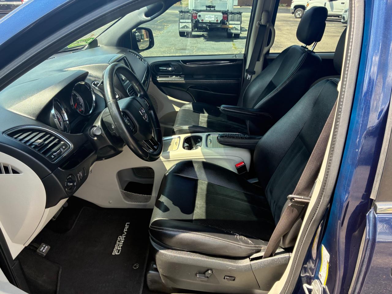 Dodge Grand Caravan SXT 2017