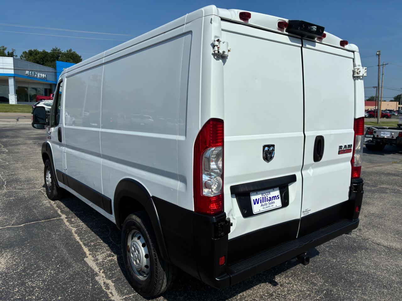 RAM Promaster 1500 Low Roof Tradesman 136-in. WB 2014