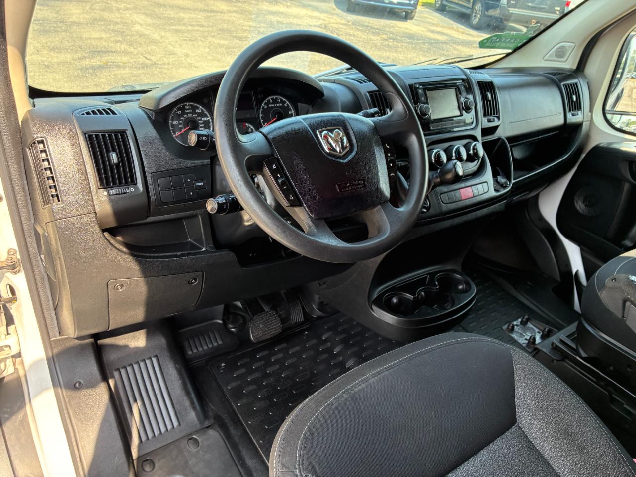 RAM Promaster 1500 Low Roof Tradesman 136-in. WB 2014