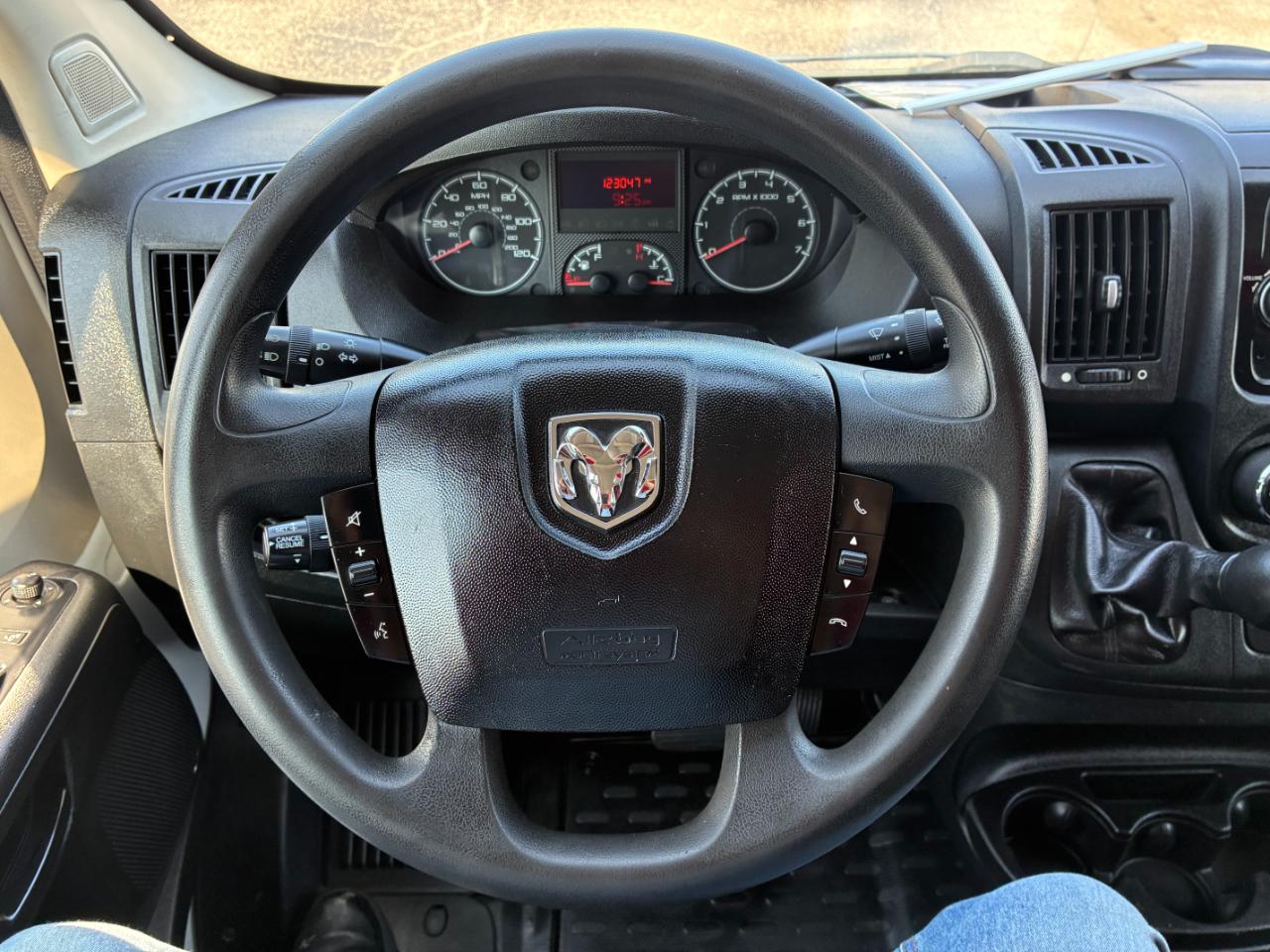 RAM Promaster 1500 Low Roof Tradesman 136-in. WB 2014