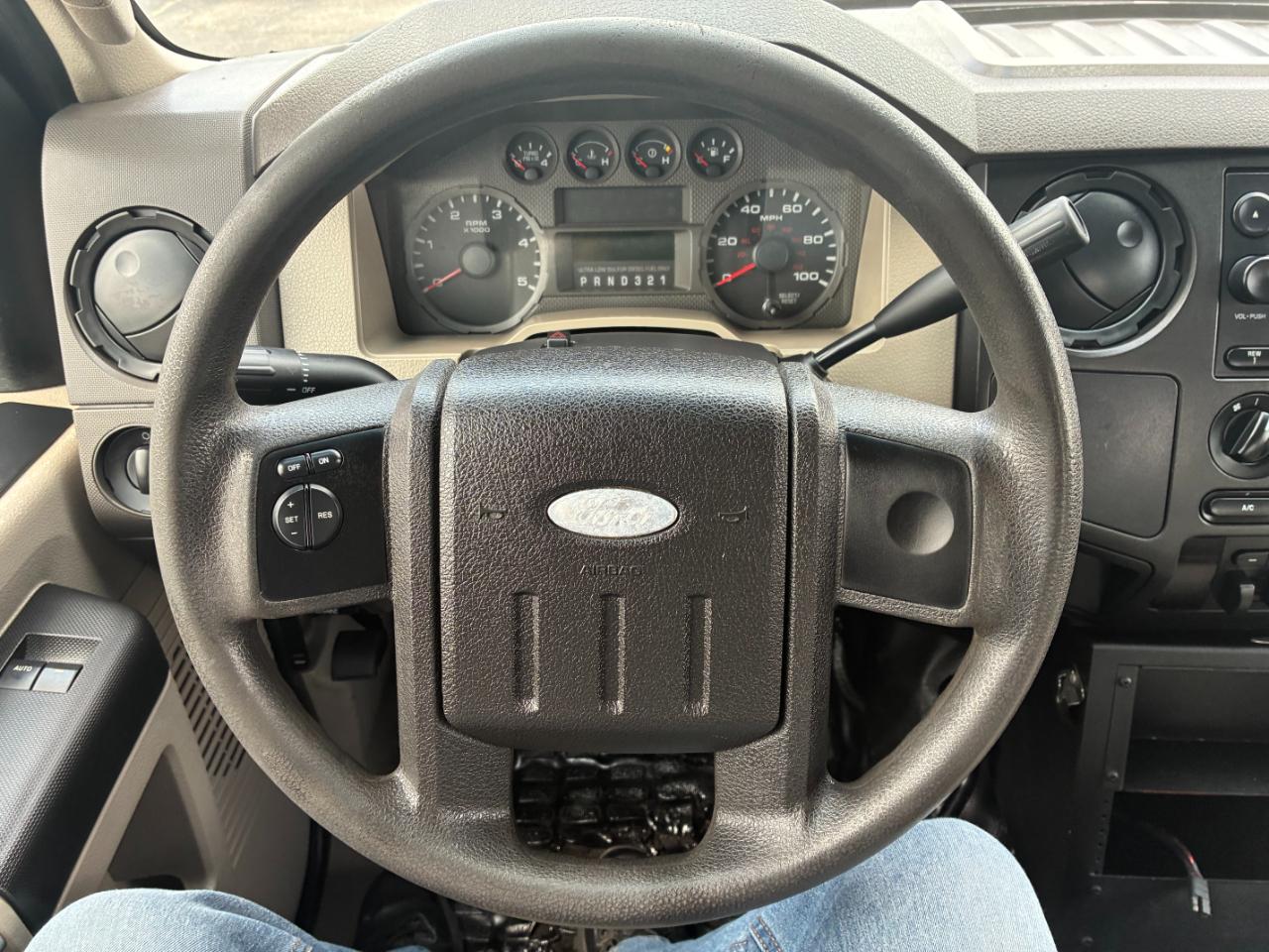 Ford F-550 SuperCab 4WD DRW 2008