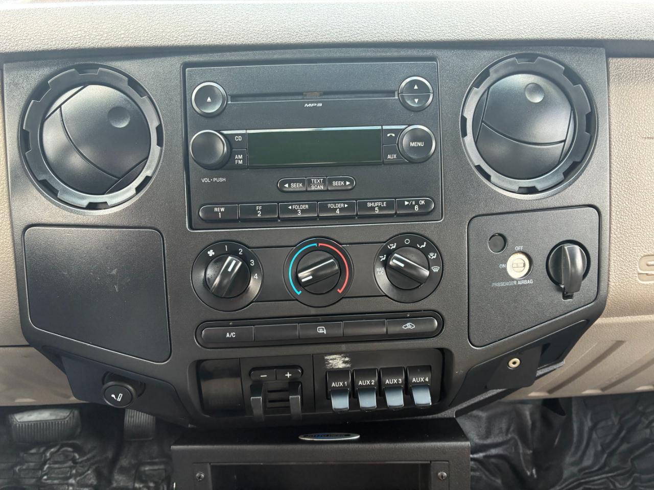 Ford F-550 SuperCab 4WD DRW 2008
