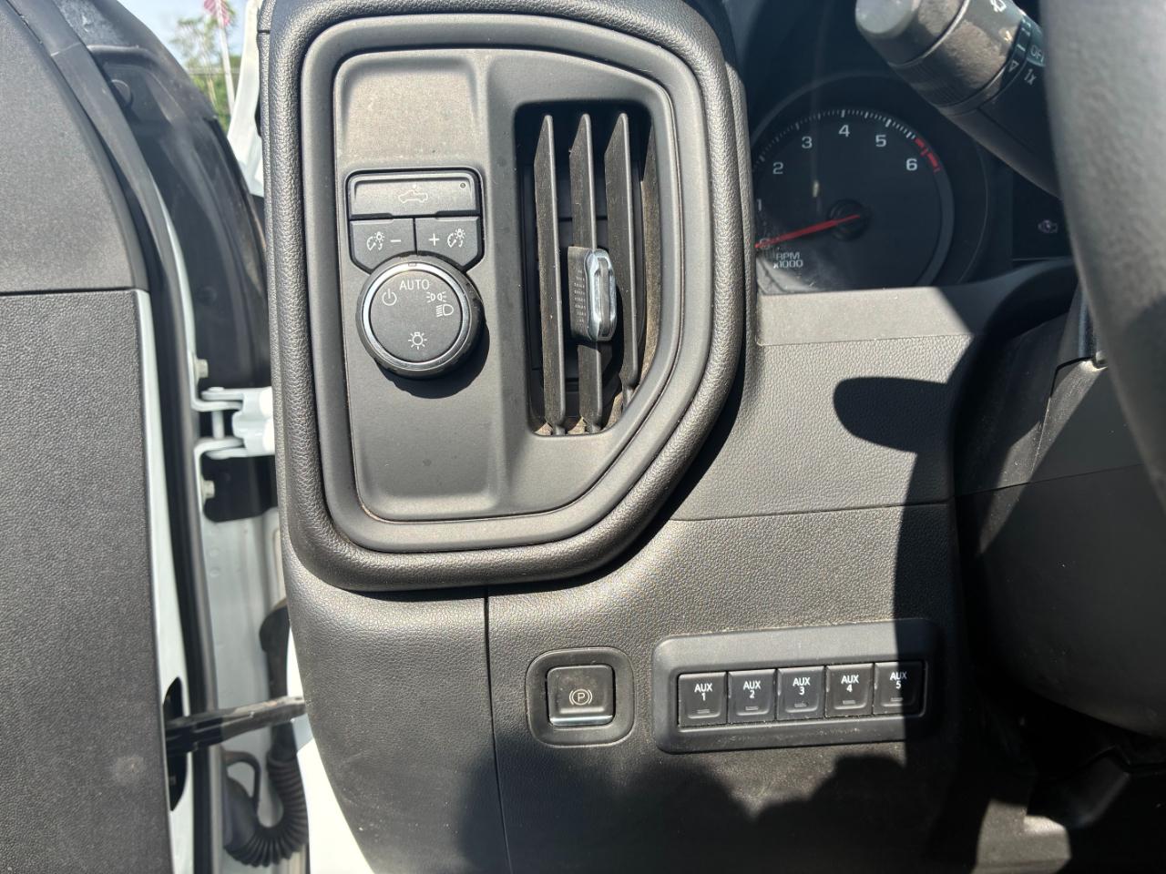 Chevrolet Silverado 2500HD Work Truck Double Cab Short Box 2WD 2023