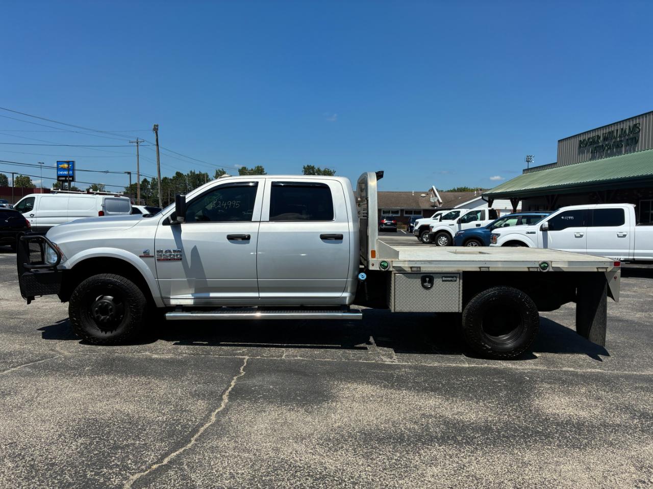 RAM 3500 Tradesman Crew Cab 4WD DRW 2017