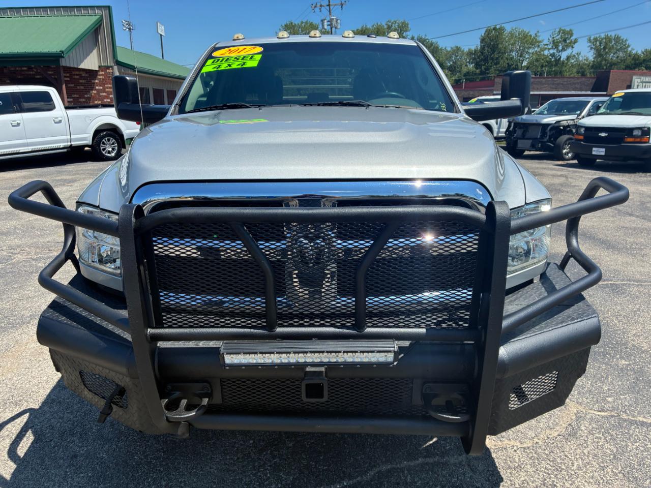 RAM 3500 Tradesman Crew Cab 4WD DRW 2017