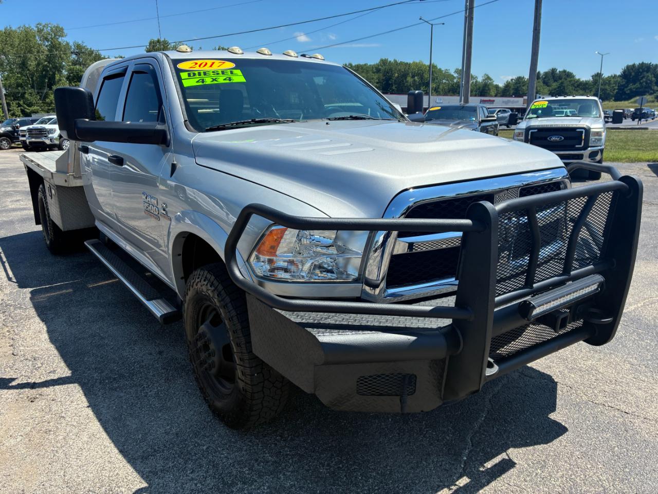 RAM 3500 Tradesman Crew Cab 4WD DRW 2017