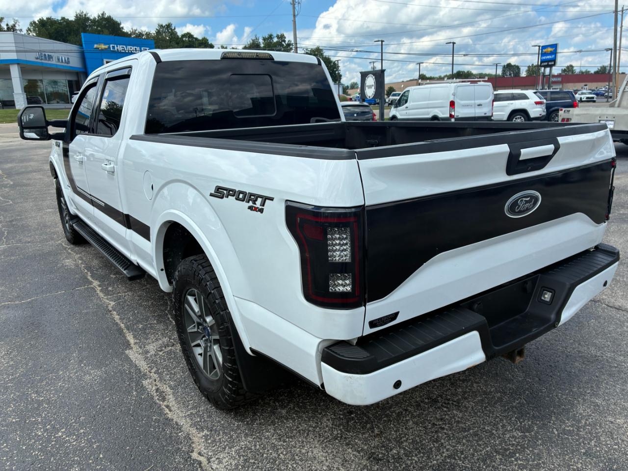 Ford F-150 XLT SuperCrew 5.5-ft. Bed 4WD 2016