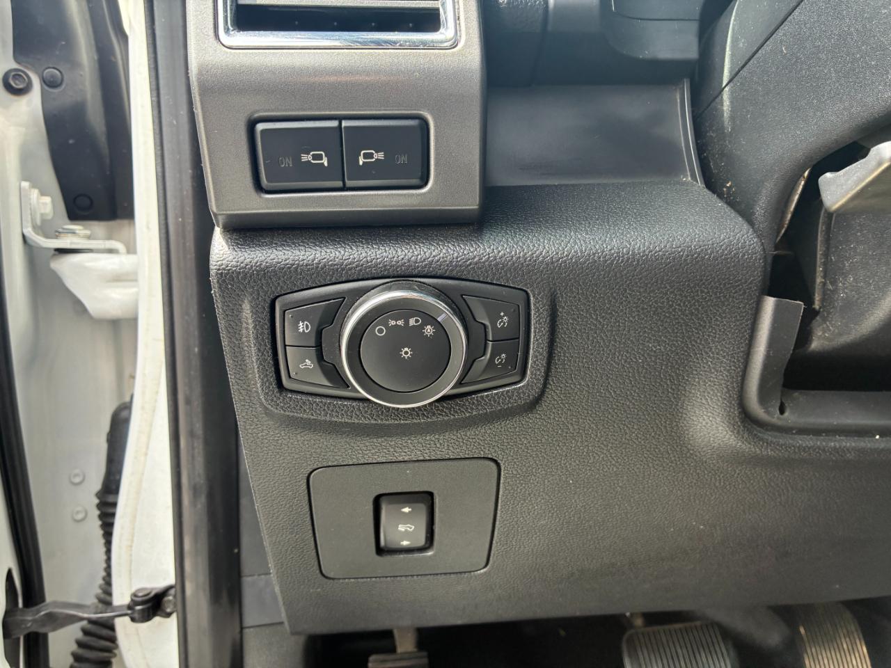 Ford F-150 XLT SuperCrew 5.5-ft. Bed 4WD 2016