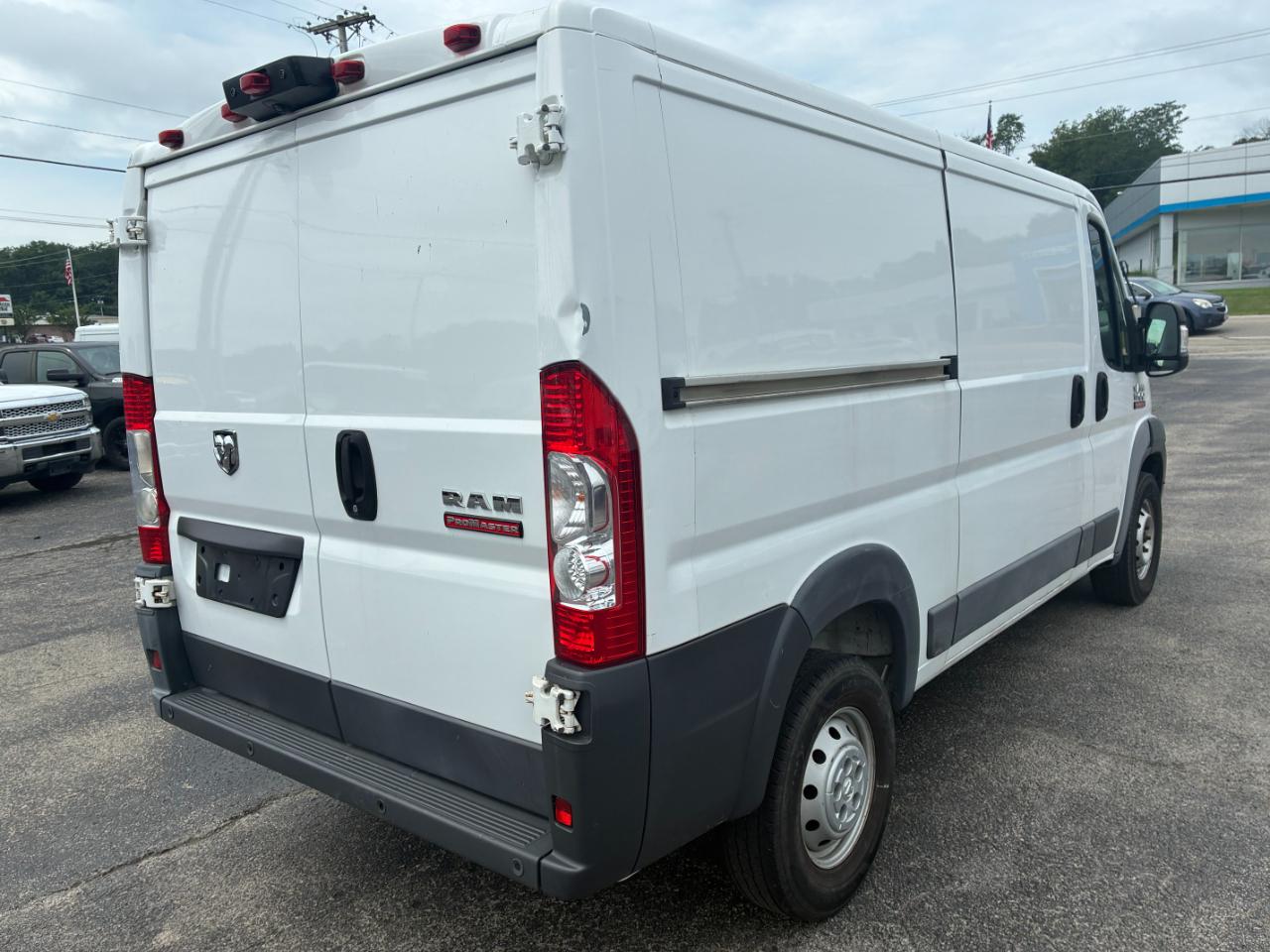 RAM Promaster 1500 Low Roof Tradesman 136-in. WB 2018