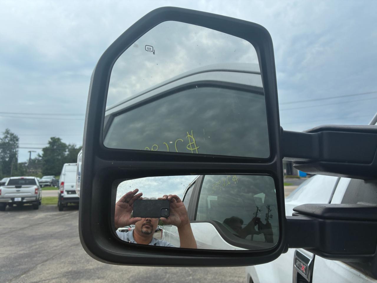 Ford F-350 SD XL SuperCab Long Bed 4WD 2017