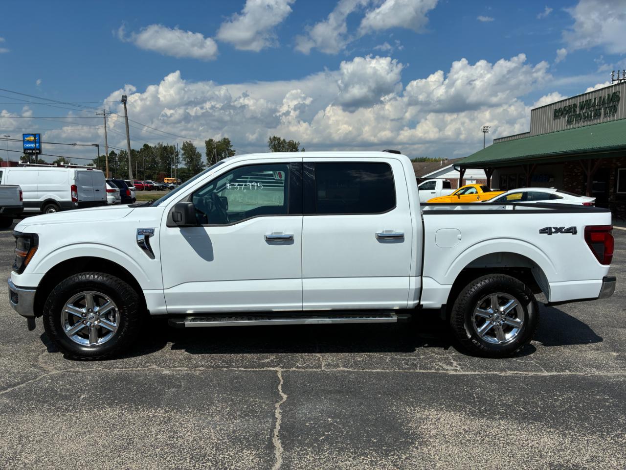 Ford F-150 XLT SuperCrew 4WD 2025