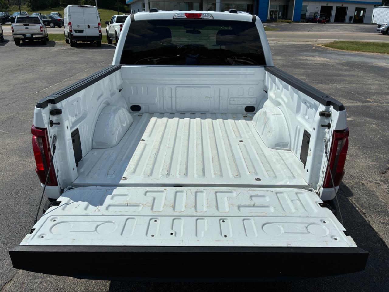 Ford F-150 XLT SuperCrew 4WD 2025
