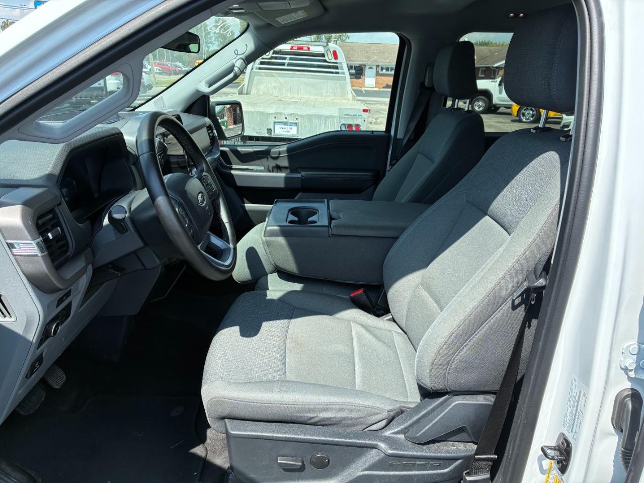 Ford F-150 XLT SuperCrew 4WD 2025