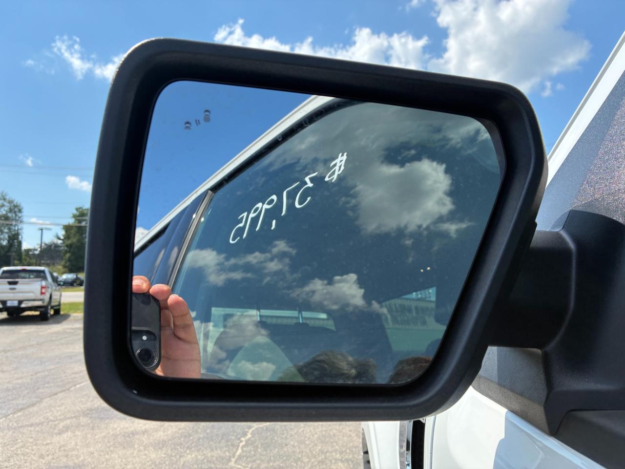 Ford F-150 XLT SuperCrew 4WD 2025