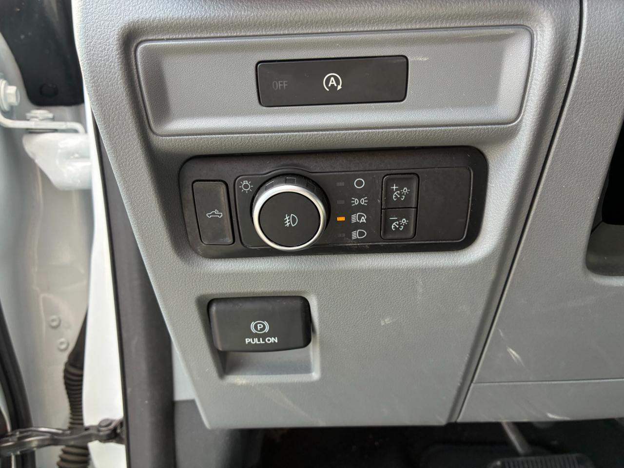 Ford F-150 XLT SuperCrew 4WD 2025