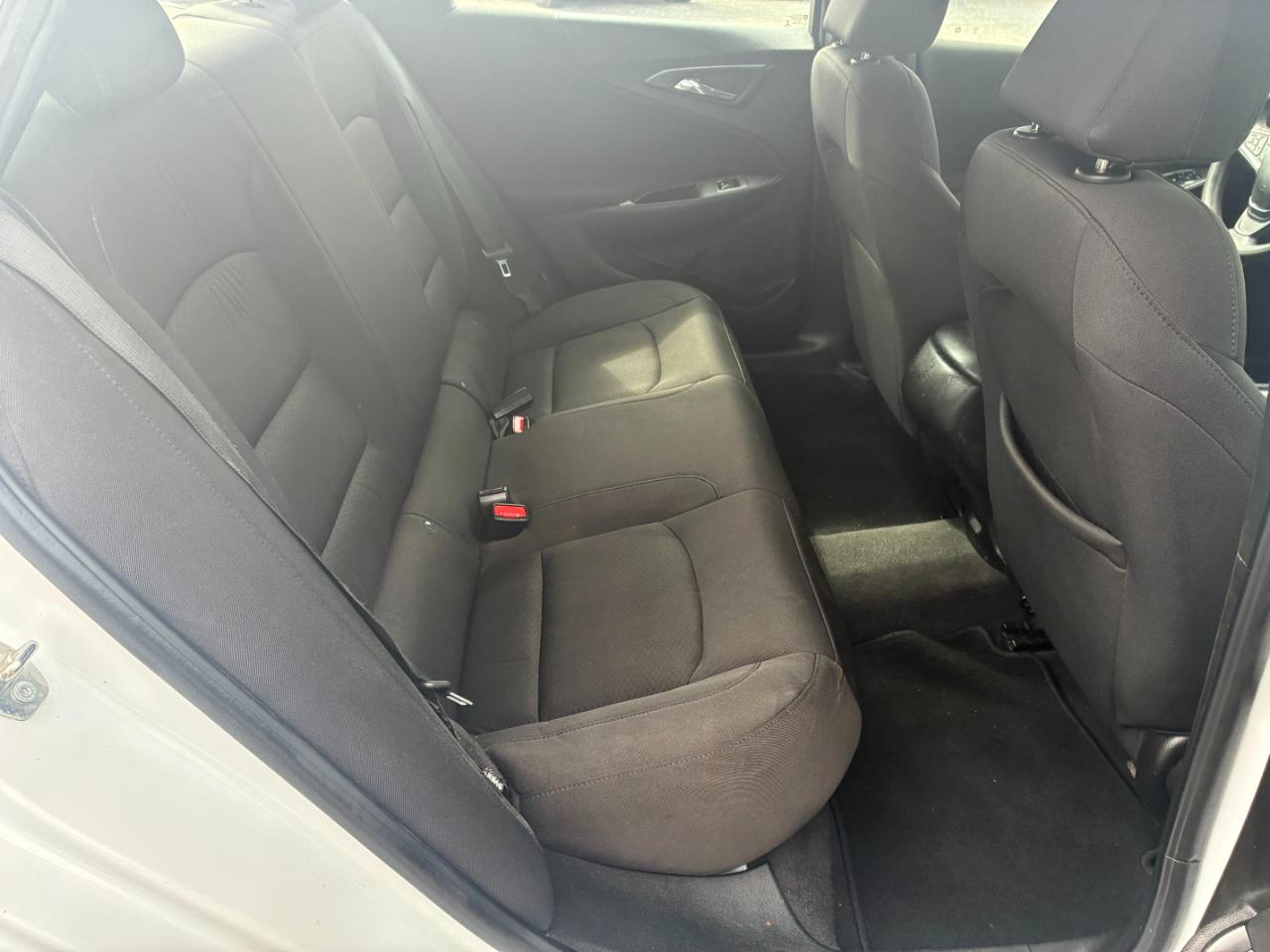 Chevrolet Malibu 4dr Sdn LS w/1FL 2023