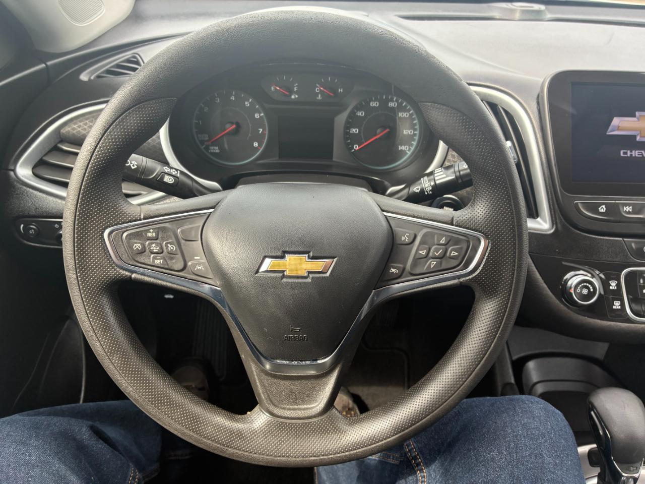 Chevrolet Malibu 4dr Sdn LS w/1FL 2023