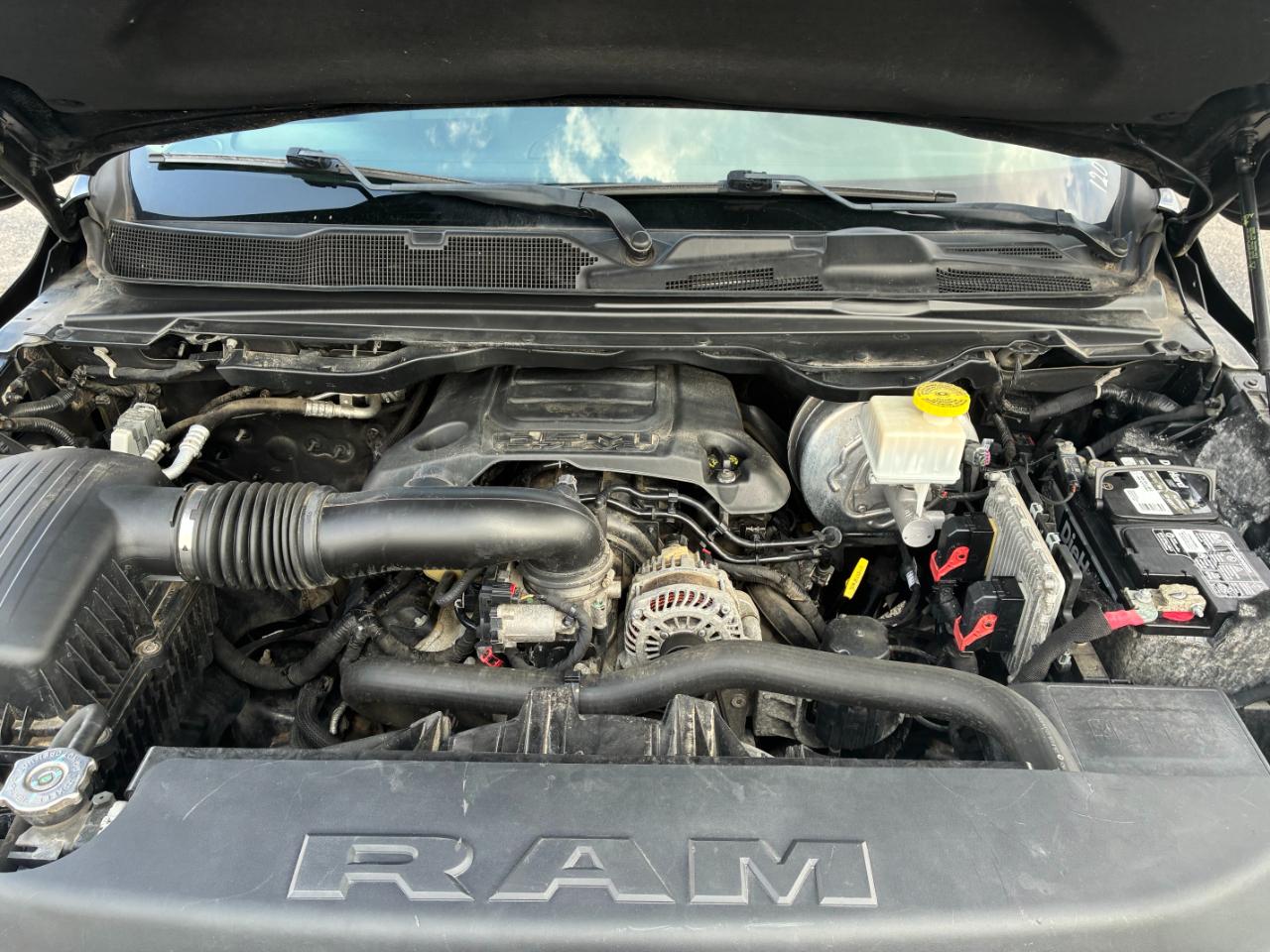 RAM 1500 Big Horn Quad Cab 4WD 2020