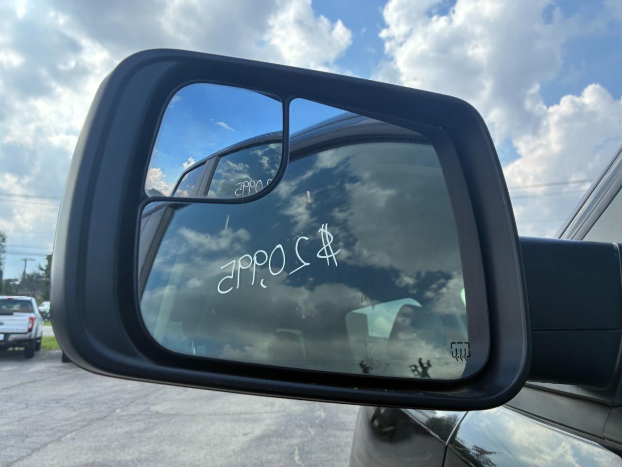 RAM 1500 Big Horn Quad Cab 4WD 2020