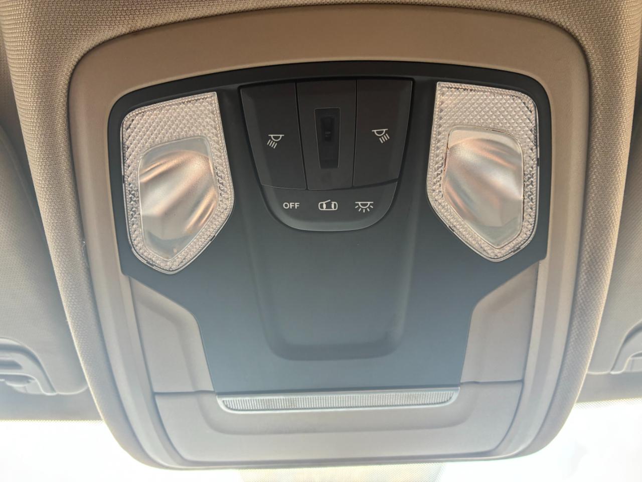 RAM 1500 Big Horn Quad Cab 4WD 2020