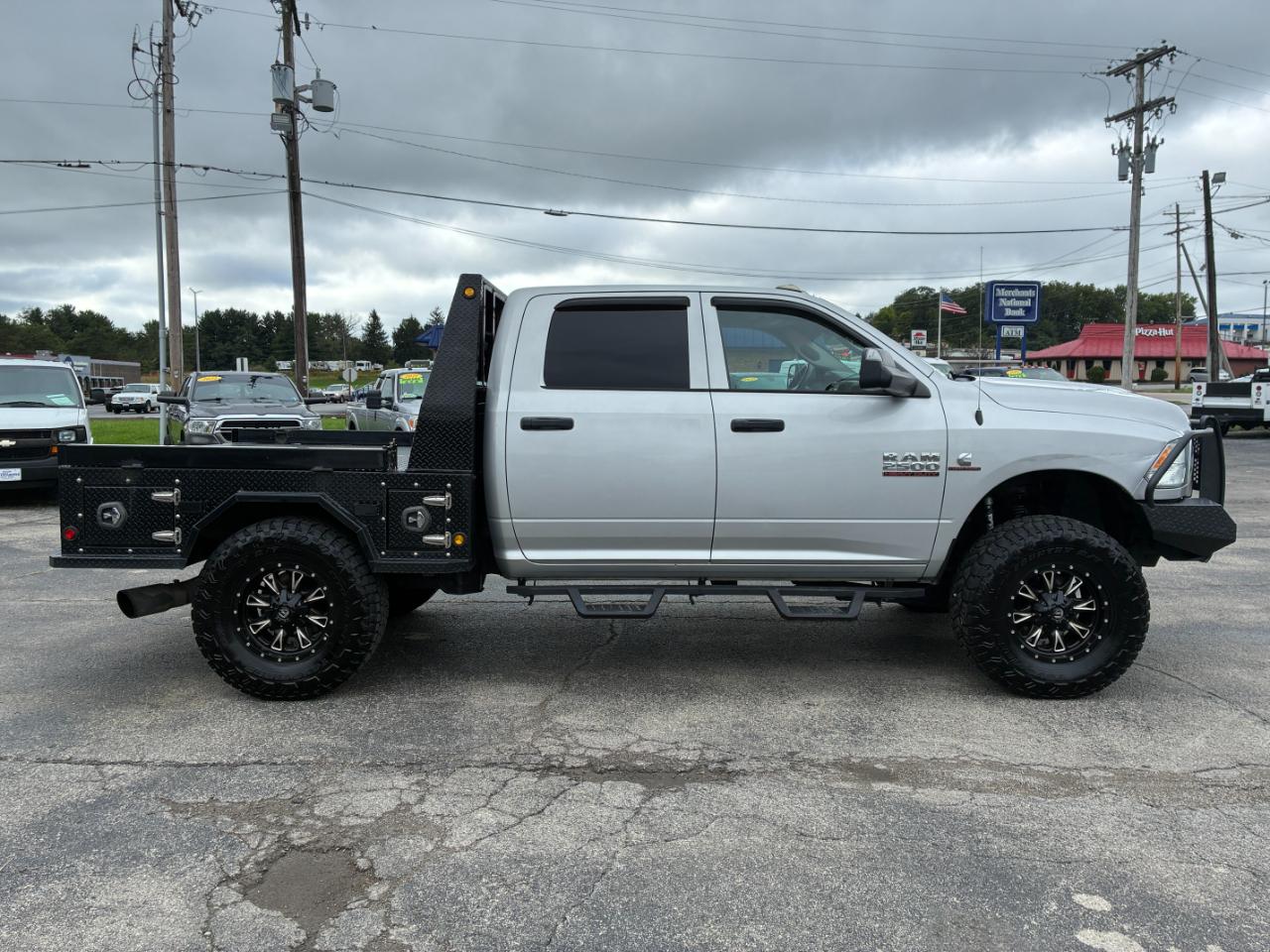 RAM 2500 Tradesman Crew Cab SWB 4WD 2017