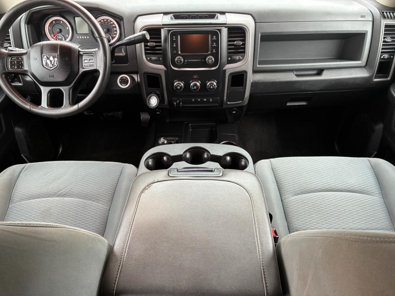 RAM 2500 Tradesman Crew Cab SWB 4WD 2017