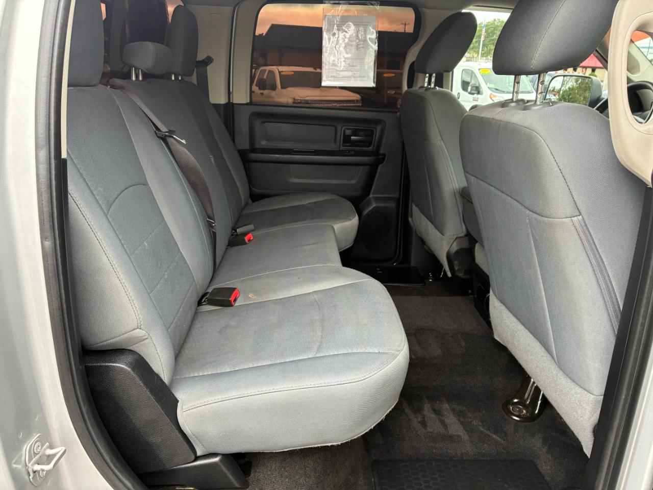 RAM 2500 Tradesman Crew Cab SWB 4WD 2017