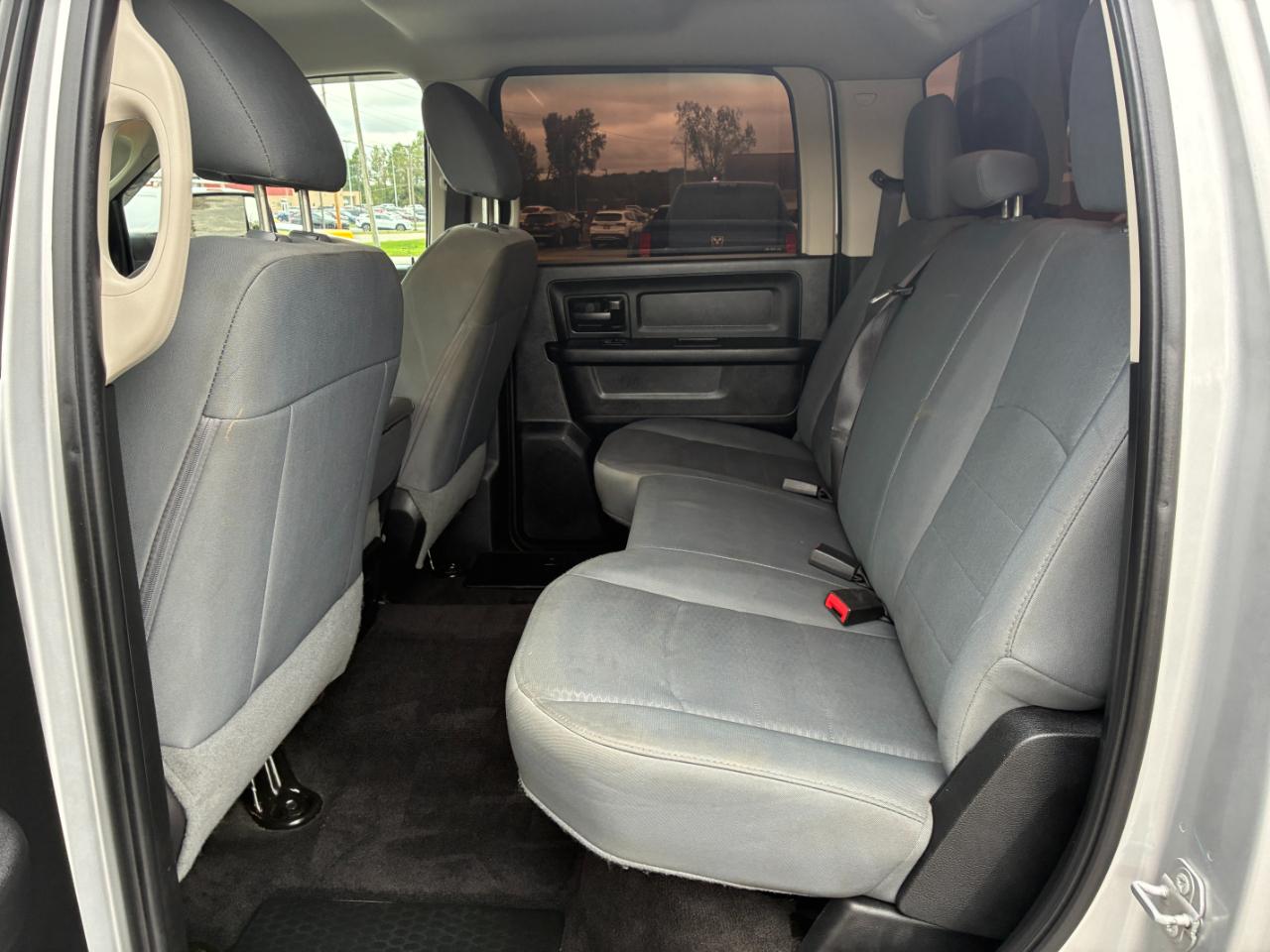 RAM 2500 Tradesman Crew Cab SWB 4WD 2017