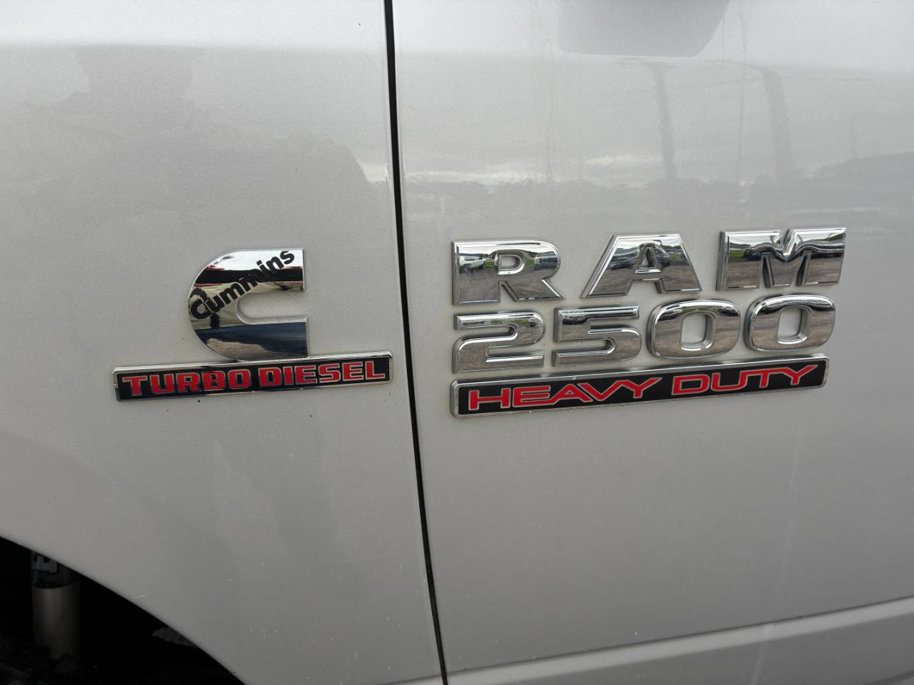 RAM 2500 Tradesman Crew Cab SWB 4WD 2017