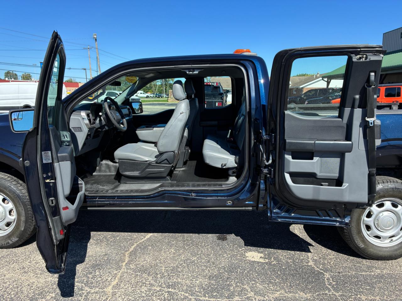 Ford F-150 XL SuperCab 6.5-ft. Bed 4WD 2021