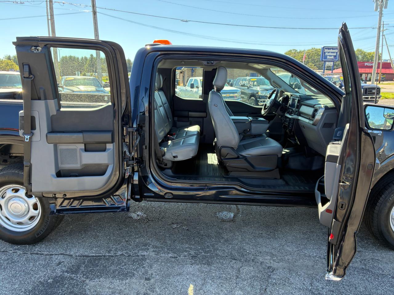 Ford F-150 XL SuperCab 6.5-ft. Bed 4WD 2021