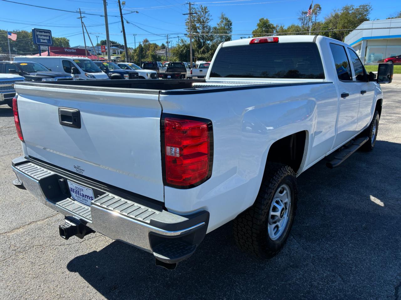 Chevrolet Silverado 2500HD Work Truck Crew Cab 4WD 2015