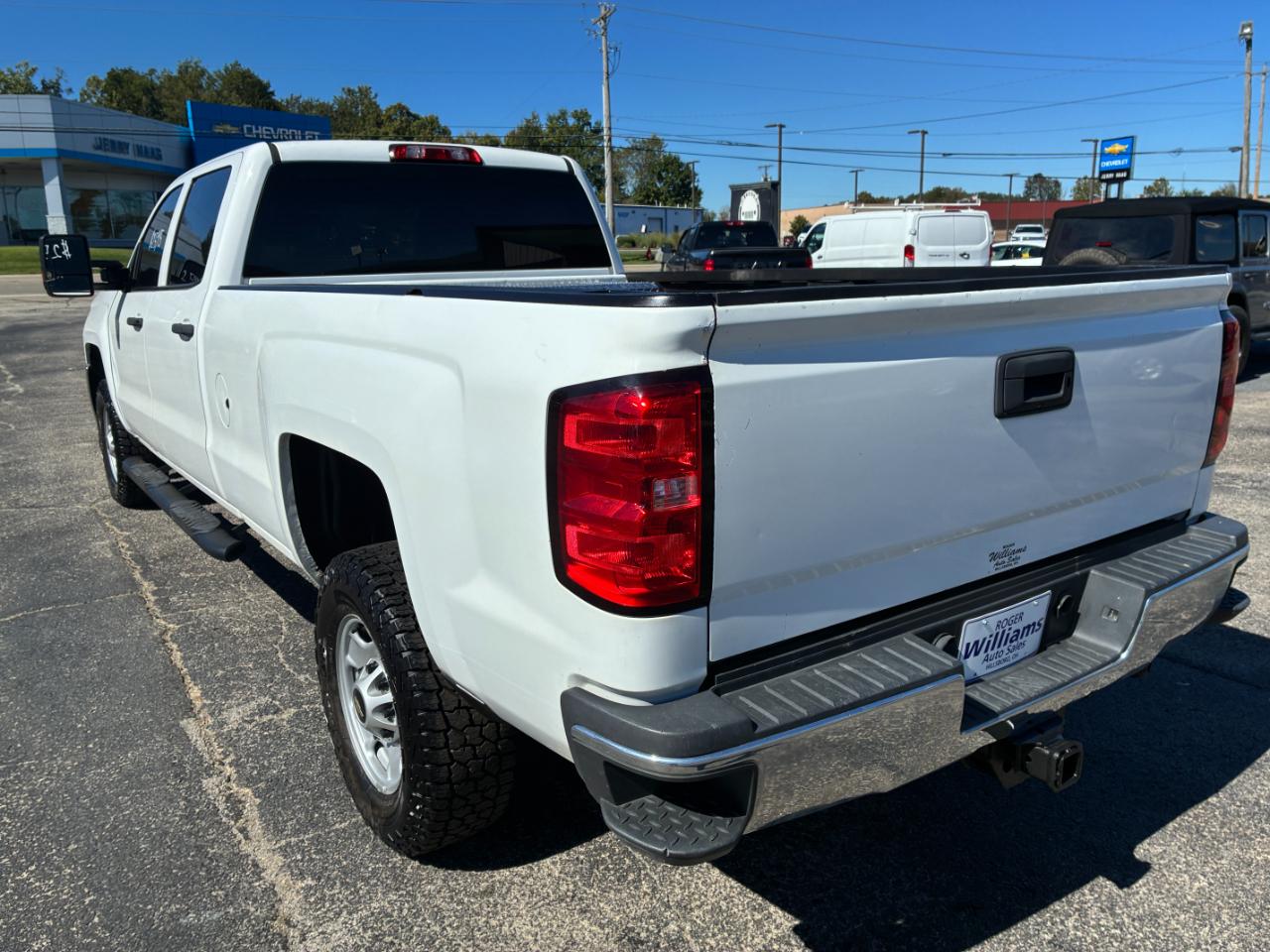 Chevrolet Silverado 2500HD Work Truck Crew Cab 4WD 2015