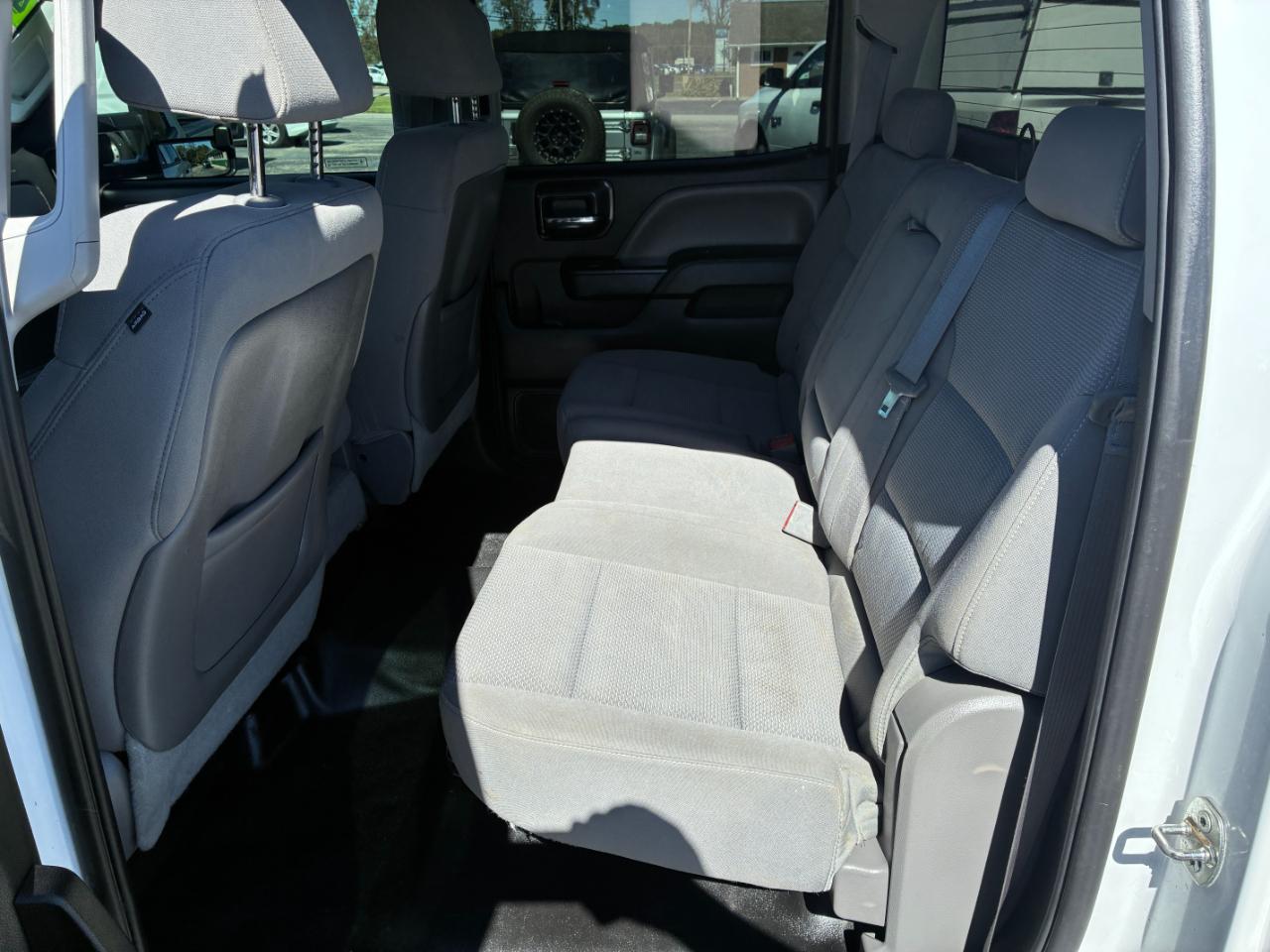 Chevrolet Silverado 2500HD Work Truck Crew Cab 4WD 2015