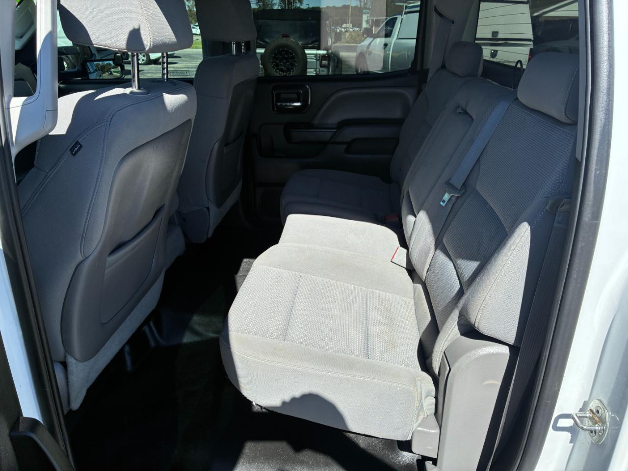 Chevrolet Silverado 2500HD Work Truck Crew Cab 4WD 2015