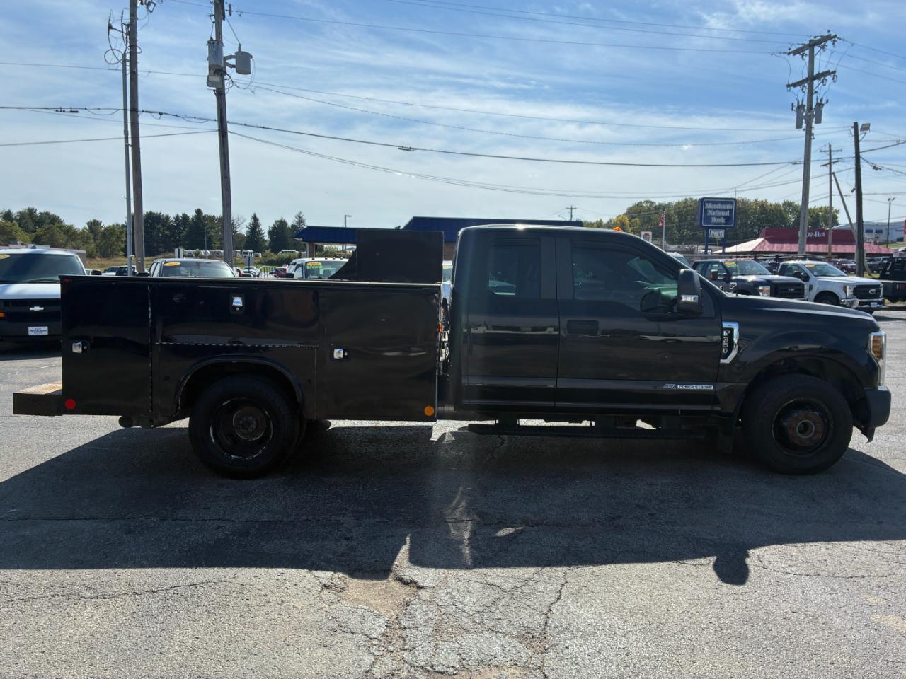Ford F-350 SD XL SuperCab Long Bed DRW 2WD 2018