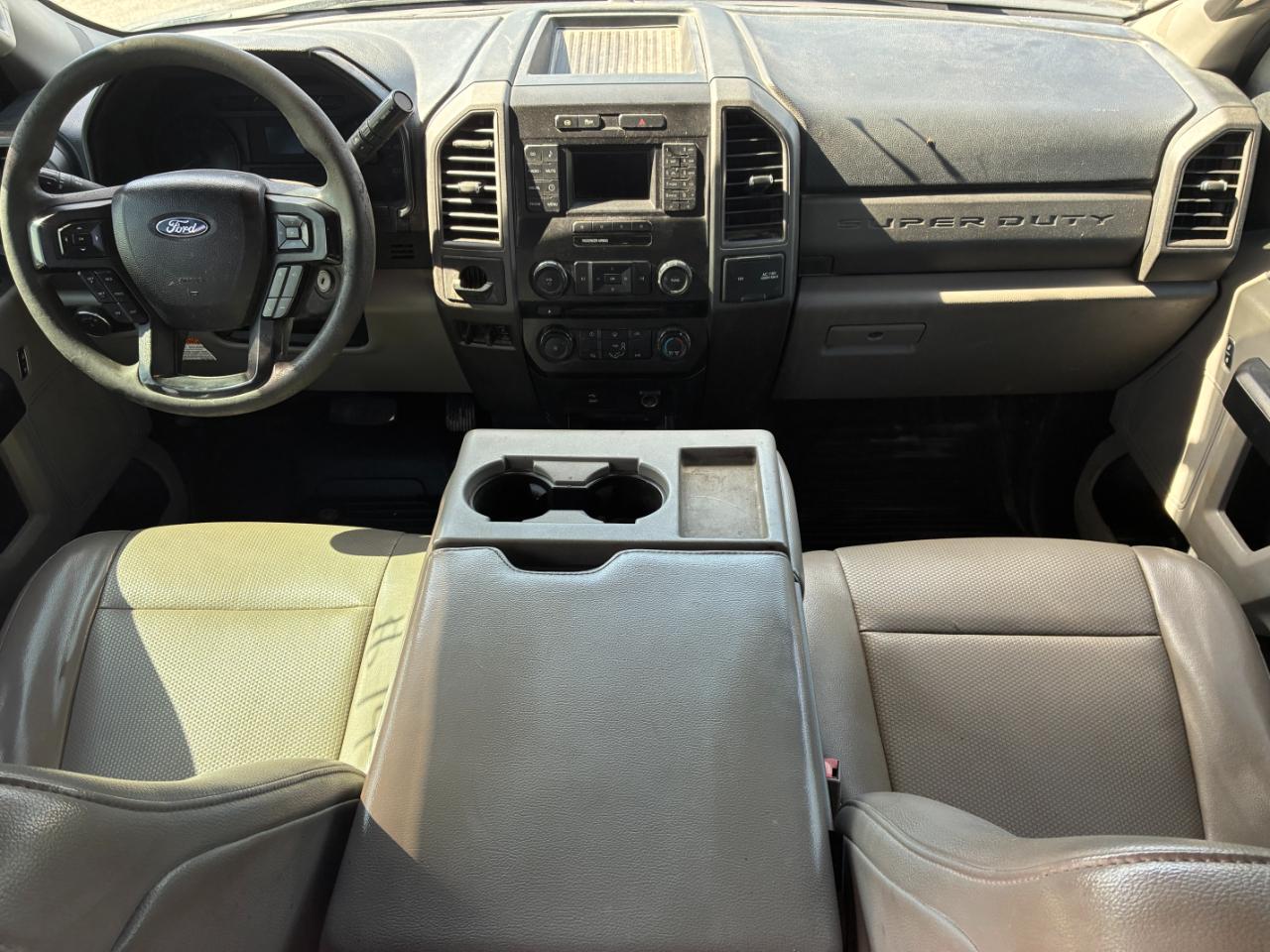 Ford F-350 SD XL SuperCab Long Bed DRW 2WD 2018