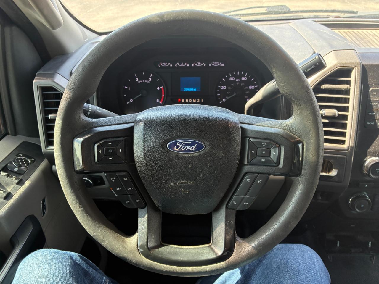 Ford F-350 SD XL SuperCab Long Bed DRW 2WD 2018