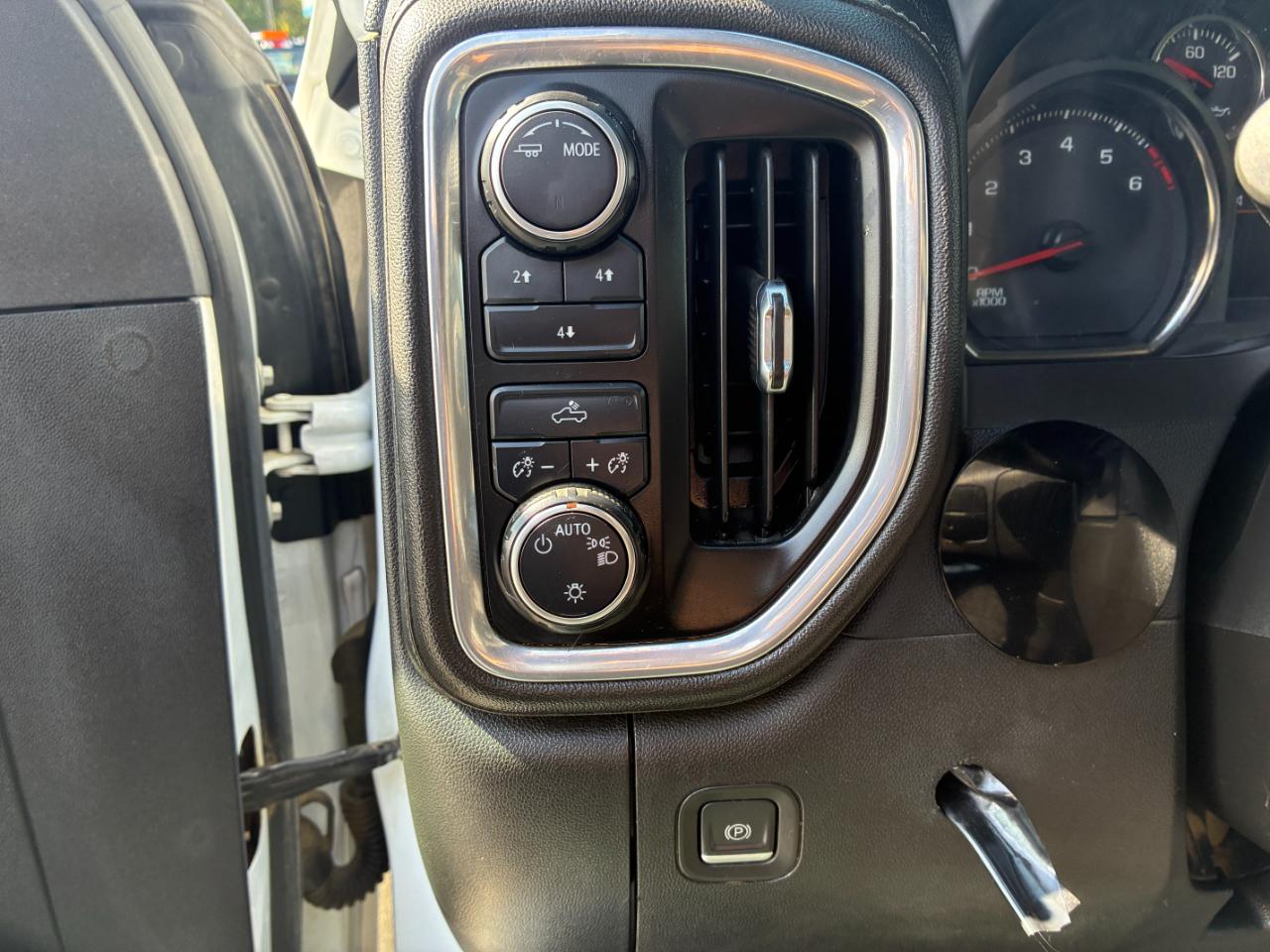Chevrolet Silverado 3500HD LT Crew Cab 4WD 2022