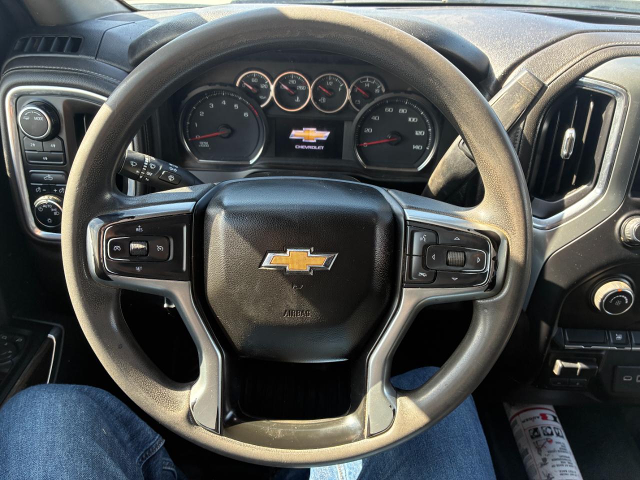 Chevrolet Silverado 3500HD LT Crew Cab 4WD 2022
